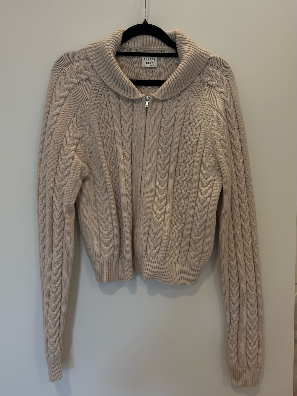 Aritzia Sunday best Gigi sweater